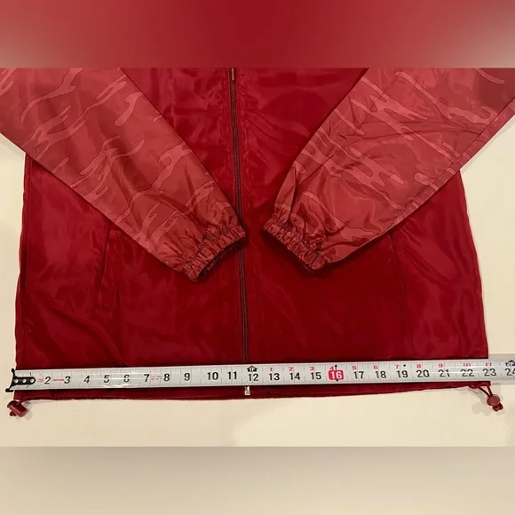 BEAUTIFUL GIANT LA Rain Coat Jacket Deep Red Camouflage Large Drawstring - Picture 5 of 11